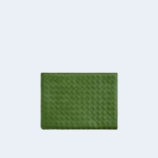 보테가 베네타 하프 지퍼 파우치 아보카도